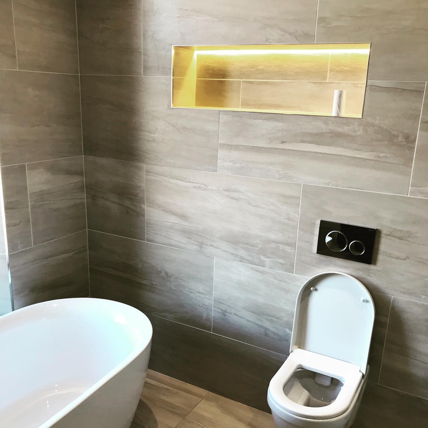 Bathrooms - Johnstone & Robertson